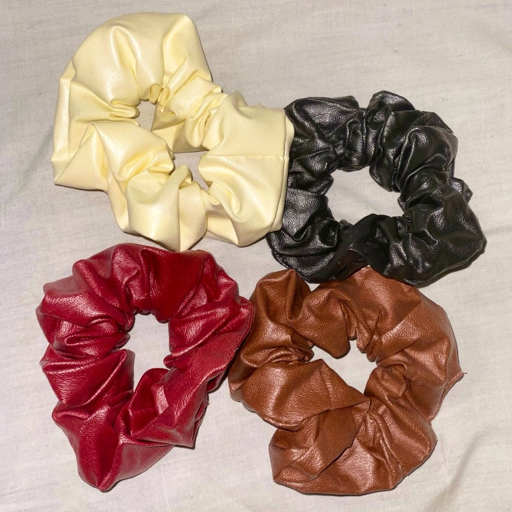 4 bundle scrunchie